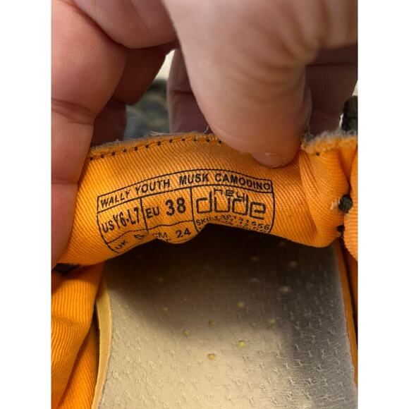 HEYDUDE Boy’s Wally Musk Camodino Shoes / Size: Y6-L7 - Picture 6 of 8